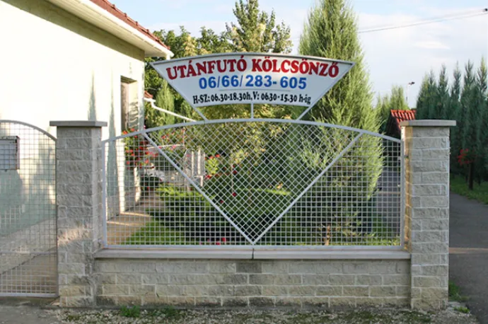 Utánfutó kölcsönző (Magtárlapos)