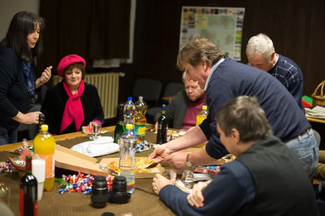 Jó hangulatban telt 2012 utolsó Galaktika Baráti Kör klubestje