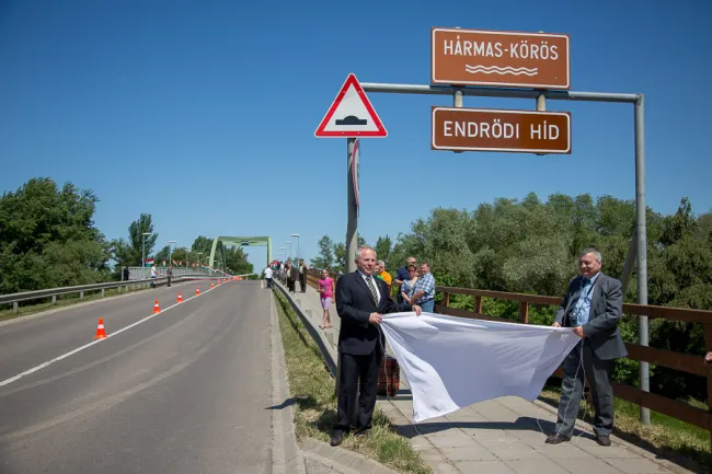 Névadó ünnepséggel avatták az Endrődi hidat (1914-1969-2014)
