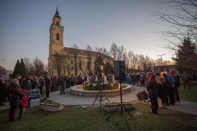 Adventi gyertyagyújtás Gyomaendrőd főterén