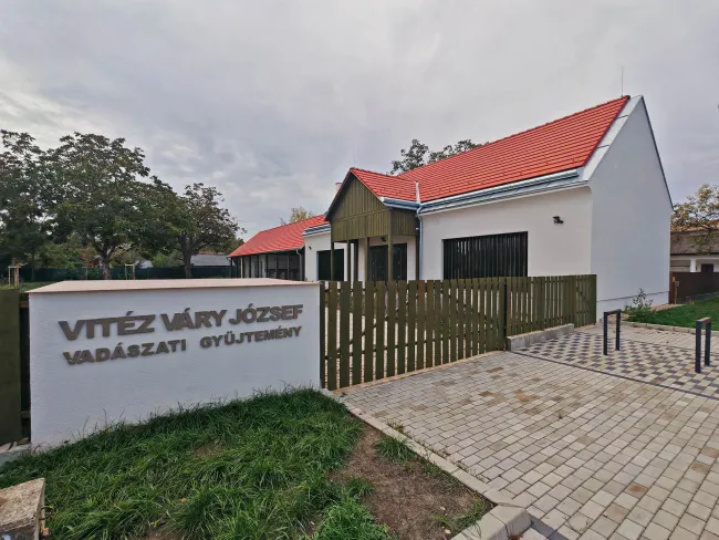  Vitéz Váry József vadászati gyűjtemény