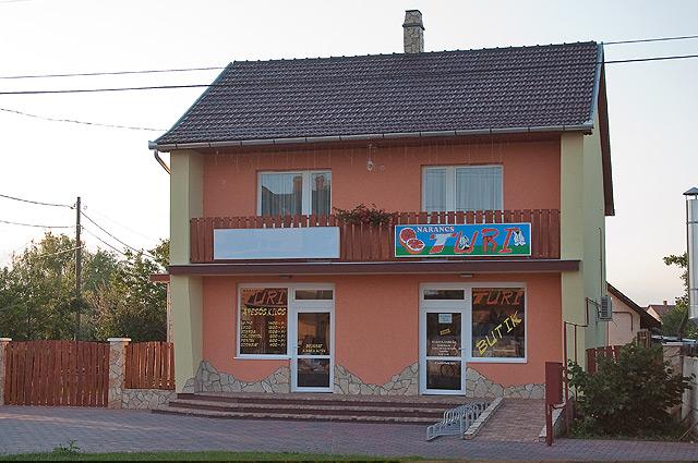 Narancs Turi