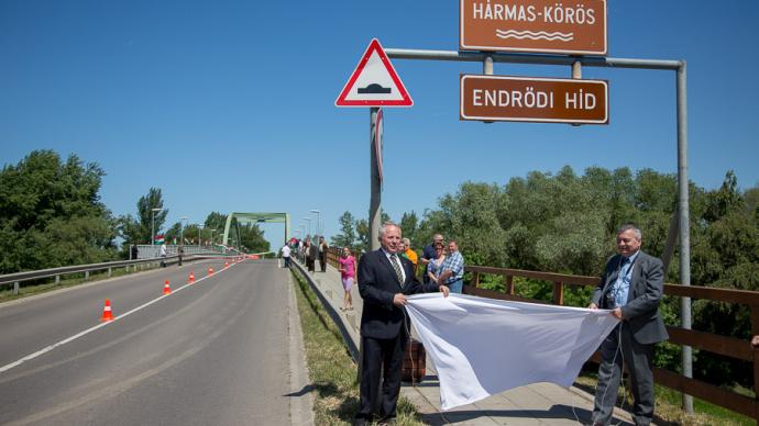 Névadó ünnepséggel avatták az Endrődi hidat (1914-1969-2014)