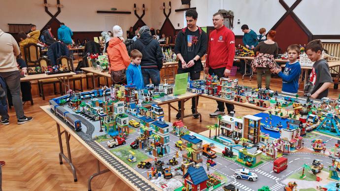 Lego-rajongók találkozója: A második gyomaendrődi kiállítás