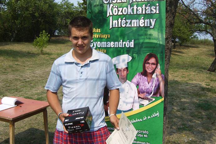 Horogra akadva! - Horgászverseny a Németh-zugi holtágnál