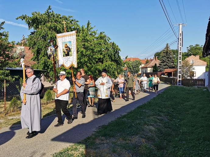 Ünnepség és liliomszentelés Páduai Szent Antal ünnepén