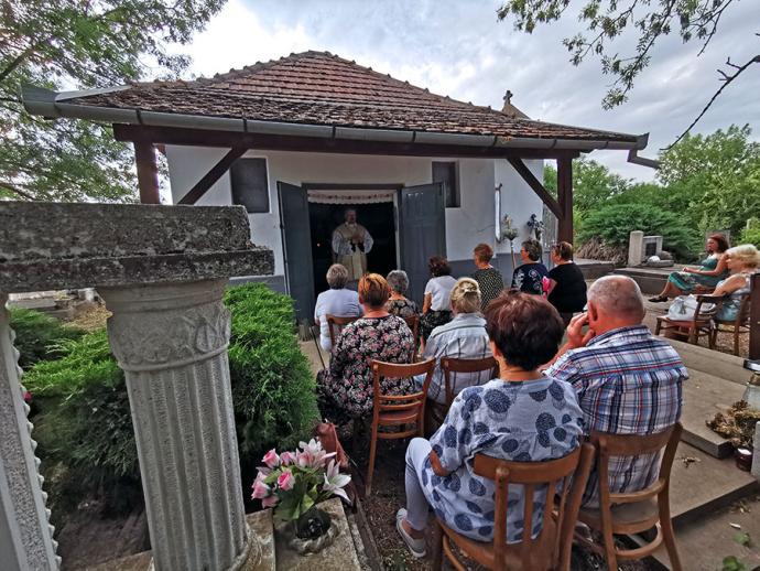 Ünnepség és liliomszentelés Páduai Szent Antal ünnepén