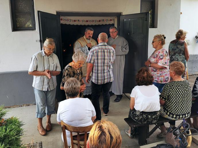 Ünnepség és liliomszentelés Páduai Szent Antal ünnepén