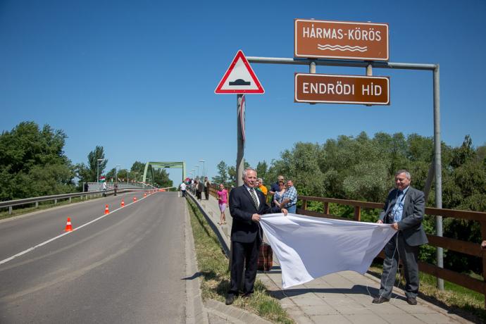 Névadó ünnepséggel avatták az Endrődi hidat (1914-1969-2014)